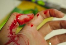 Photo of В Красноярске школьница выстрелила себе в лицо из автомата АК-12