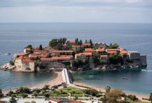 Photo of Россияне начали срочно переоформлять купленную в Черногории недвижимость