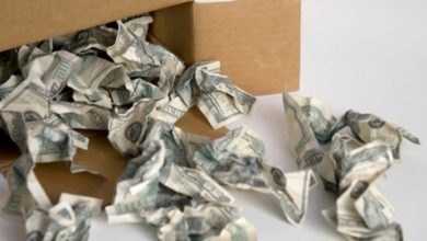 Photo of Девалютизация на марше: банки вынуждают россиян опустошать свои долларовые счета